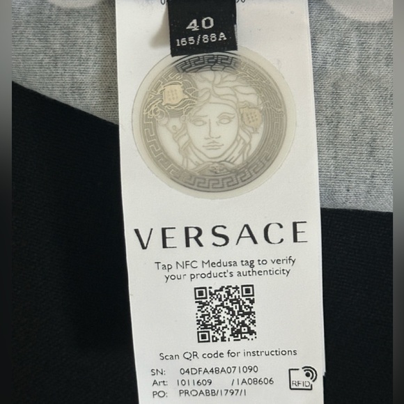 VERSACE X DUA LIPA EMBROIDERED BUTTERFLY TOP SIZE 40 - Picture 6 of 7